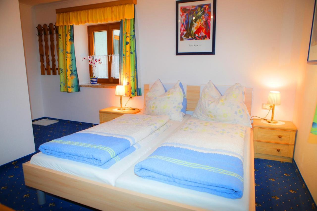 Ferienhaus Hintersee Habitación foto